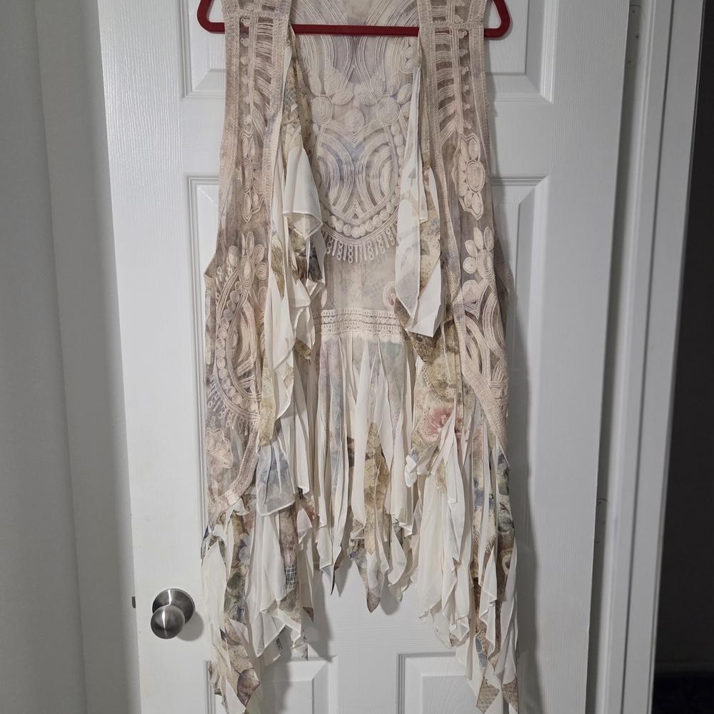 Origami Apparel sleeveless floral duster kimono vest w/chiffon ruffles. Plus